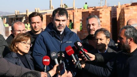 Murat Kurum, sarsıntı bölgesinin inşa ve ihya sürecini paylaştı